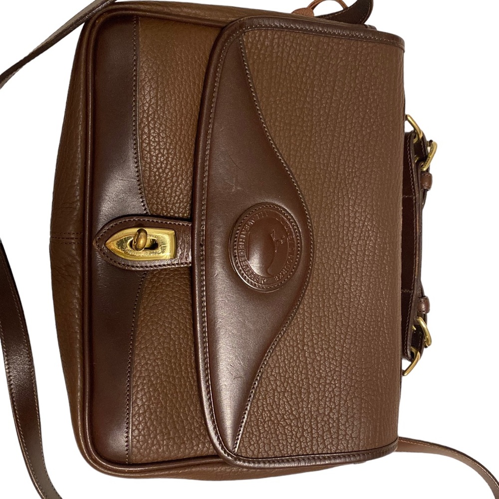 Dooney & Bourke toggle Flap Shoulder Bag AWL Leather USA made Brown Vint…